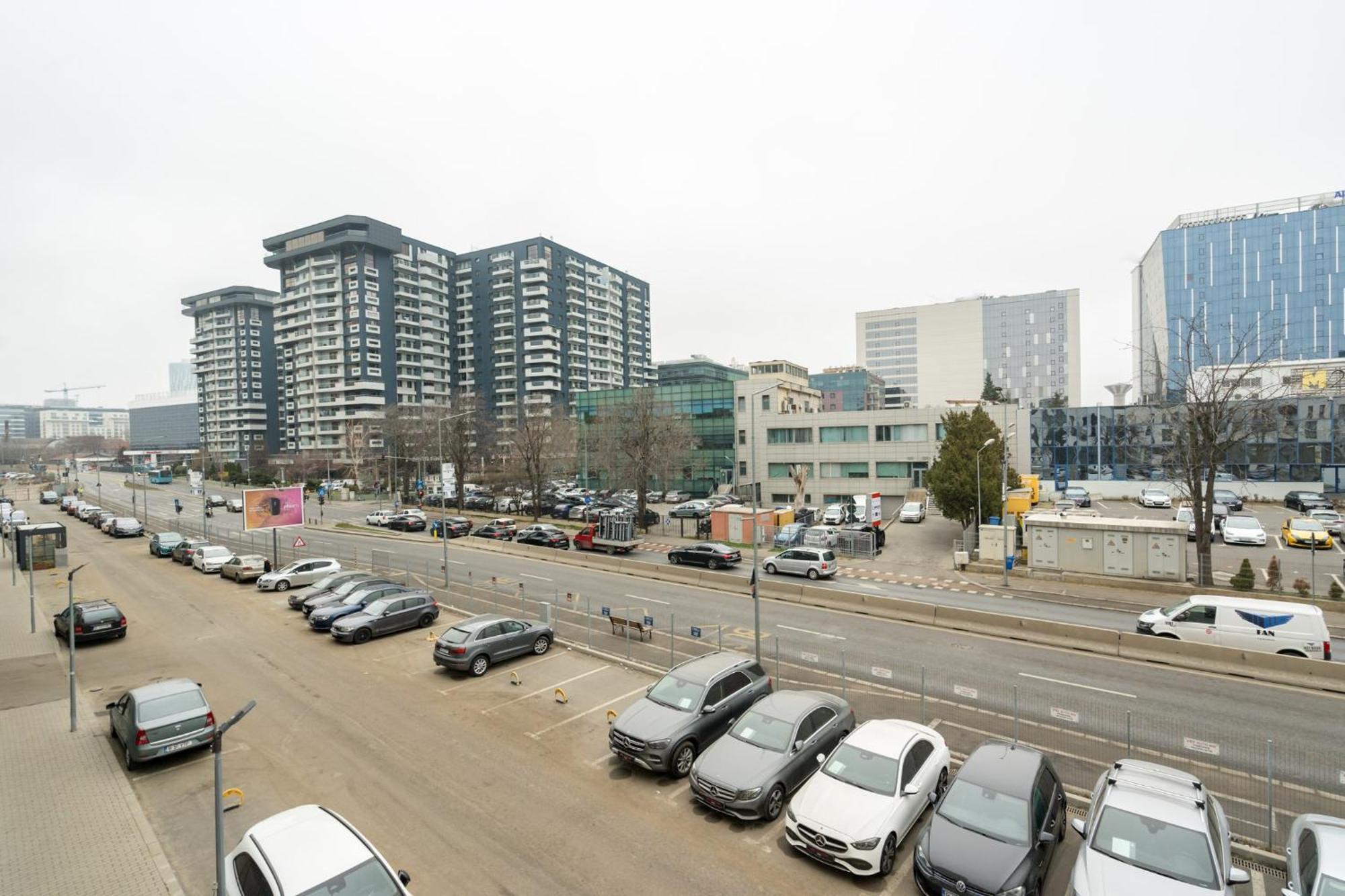 Apartamento Breeze - Modern Escape In Pipera Bucarest Exterior foto